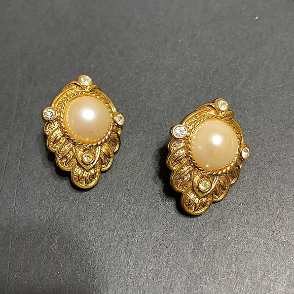 🖤NEW💕KJL for Avon earrings - Picture 2 of 11